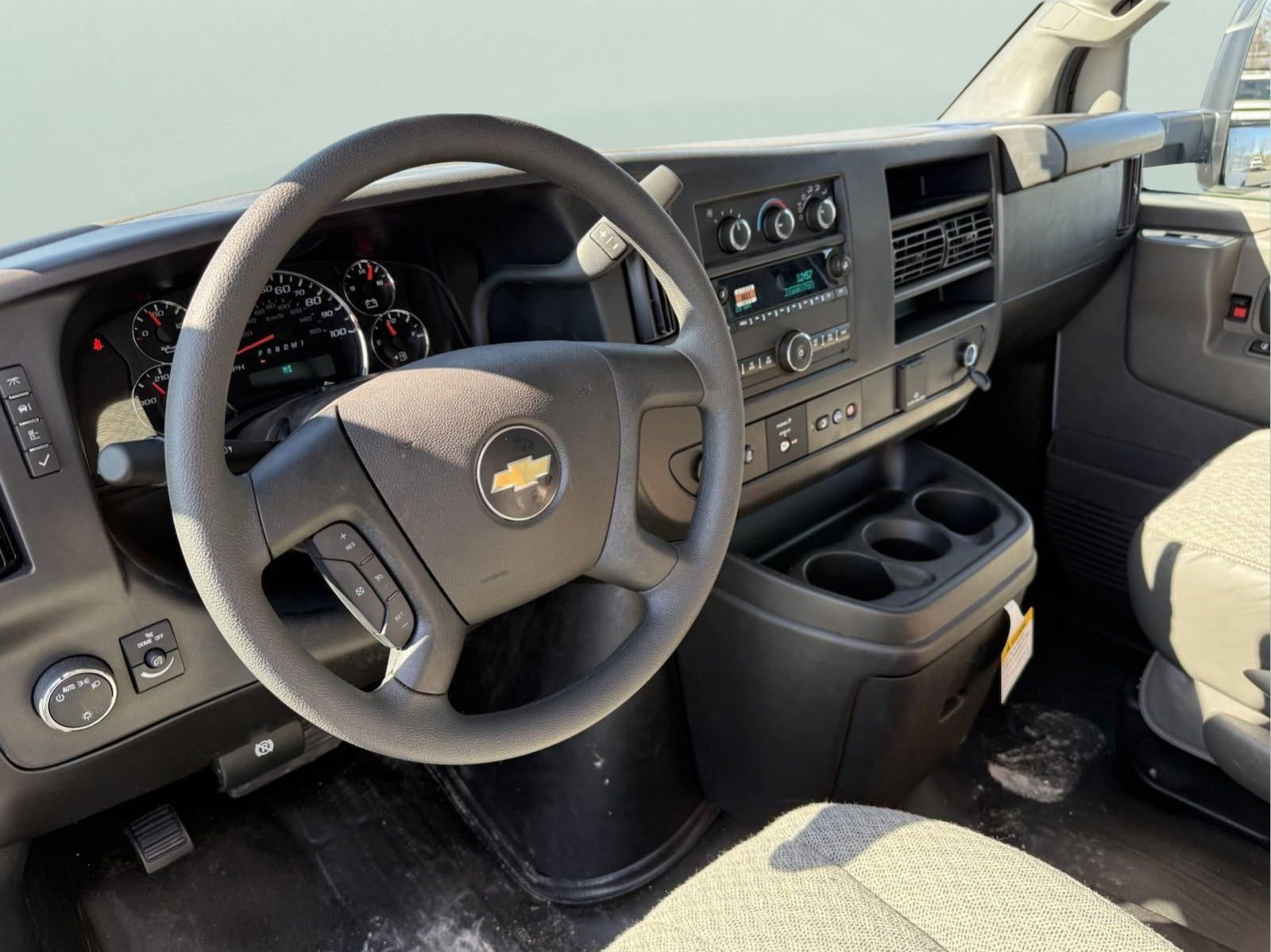 2024 Chevrolet Express Cutaway 3500 Base