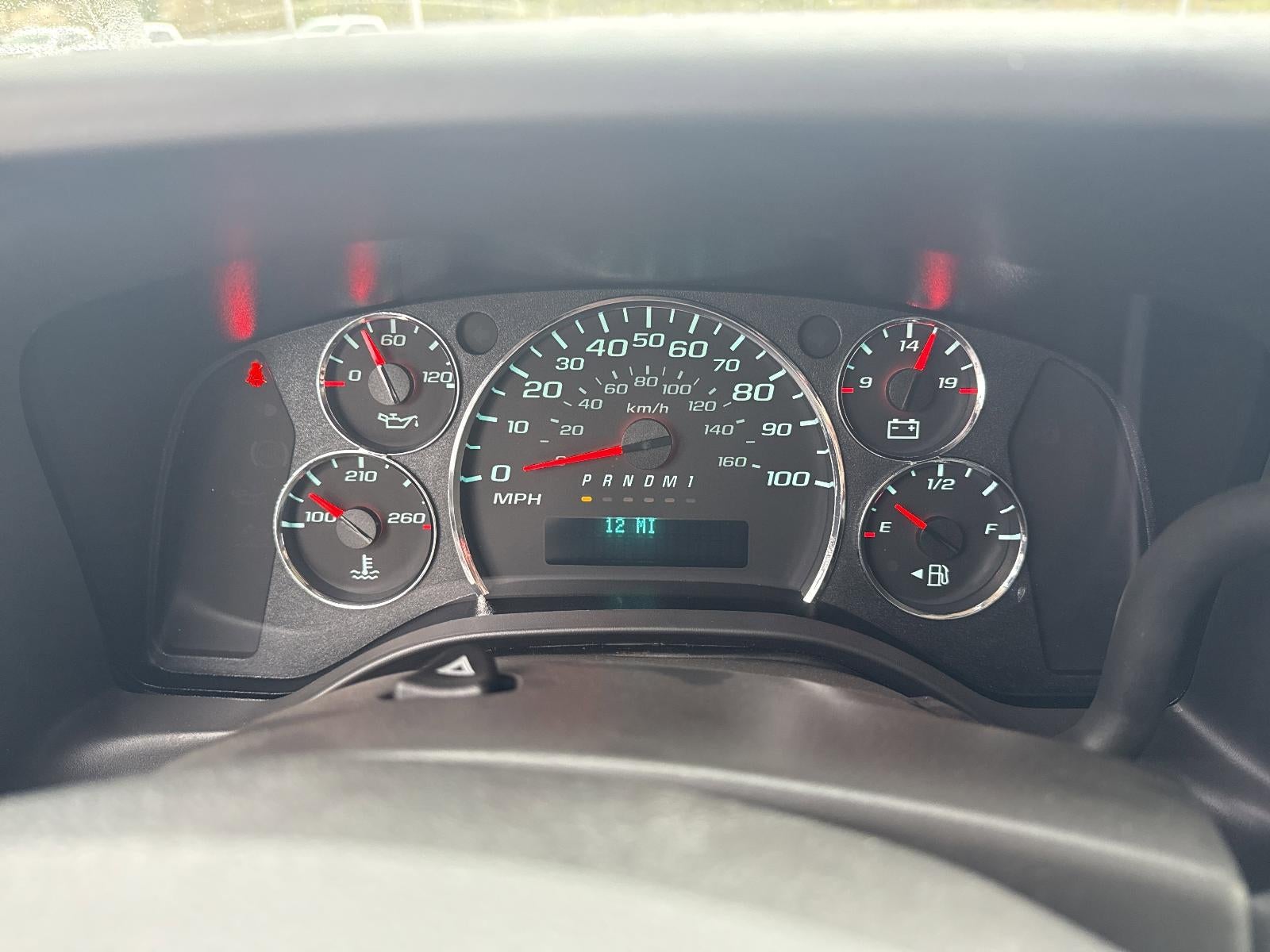 2025 Chevrolet Express Cutaway 3500 Base