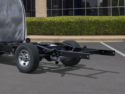 2025 Chevrolet Express Cutaway 3500 Base