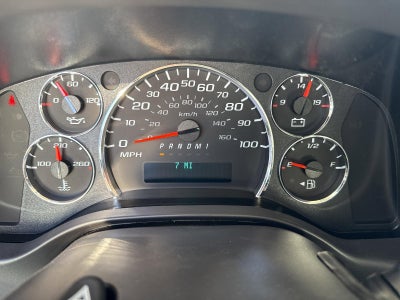 2025 Chevrolet Express Cutaway 3500 Base