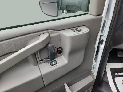 2025 Chevrolet Express Cutaway 4500 Base