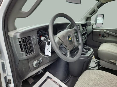 2025 Chevrolet Express Cutaway 4500 Base