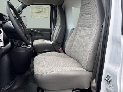 2025 Chevrolet Express Cutaway 4500 Base