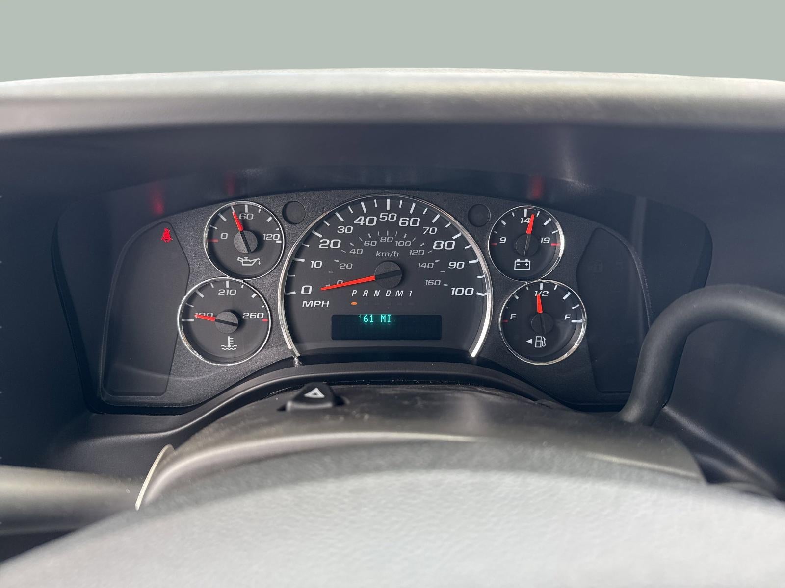 2025 Chevrolet Express Cutaway 4500 Base