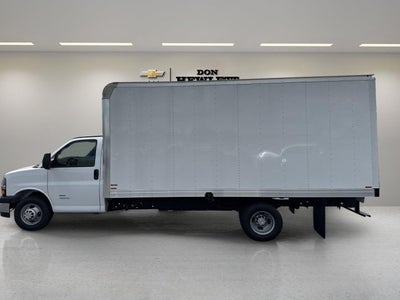 2025 Chevrolet Express Cutaway 4500 Base