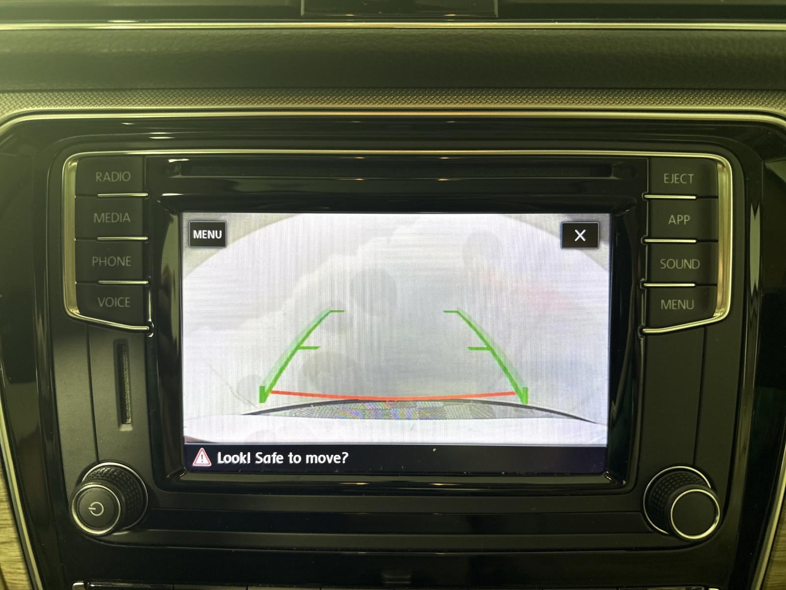 2018 Volkswagen Passat 2.0T SE