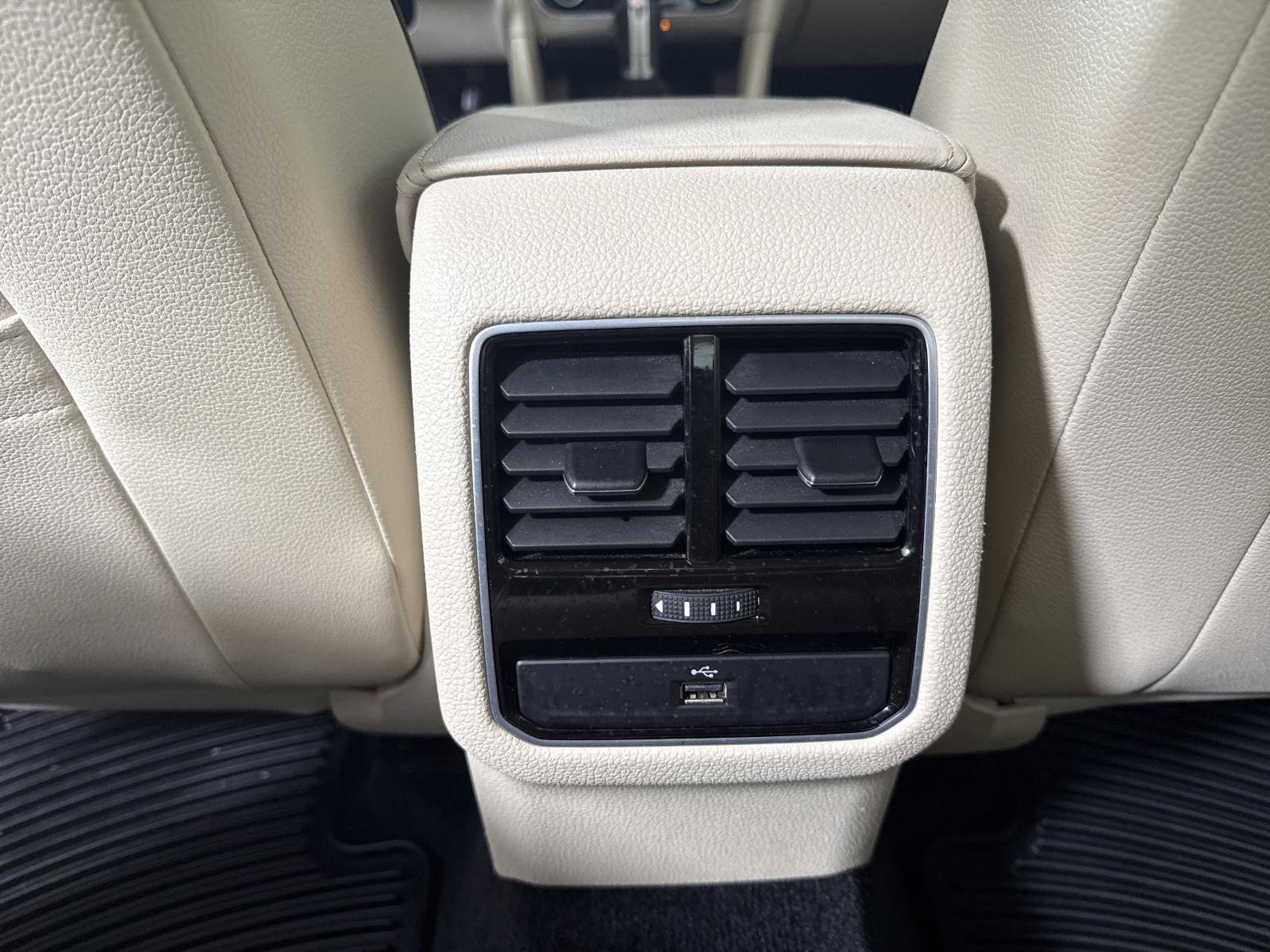 2018 Volkswagen Passat 2.0T SE