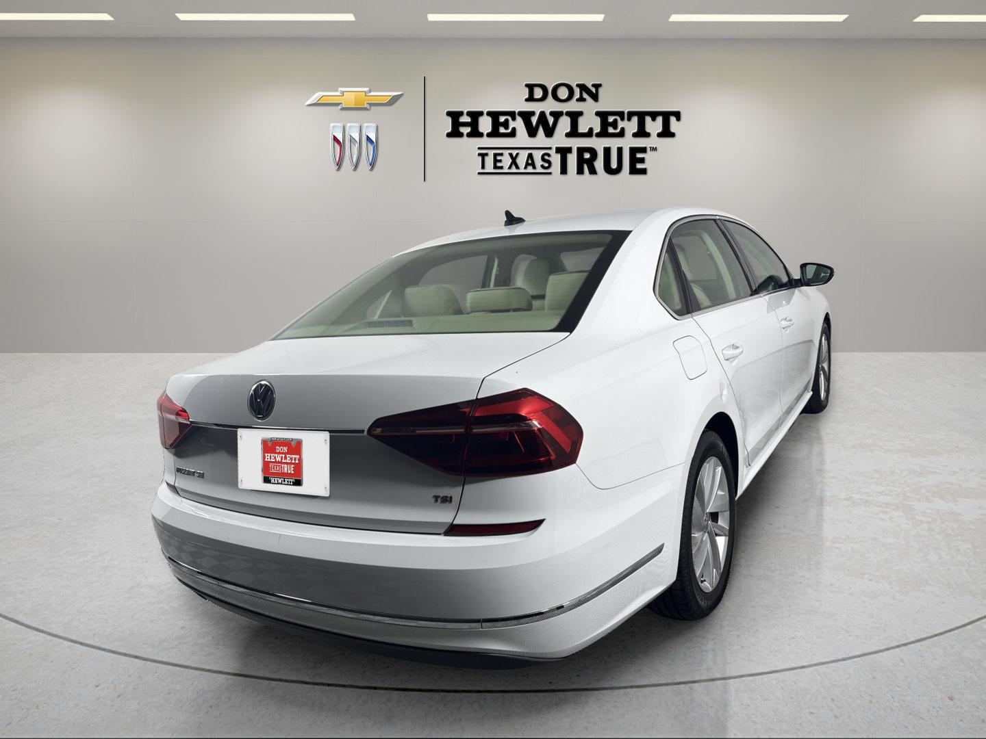 2018 Volkswagen Passat 2.0T SE