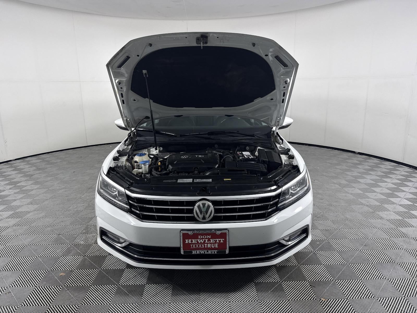 2016 Volkswagen Passat 1.8T SE