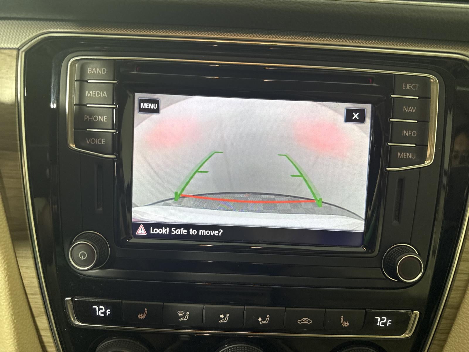 2017 Volkswagen Passat 1.8T SEL Premium