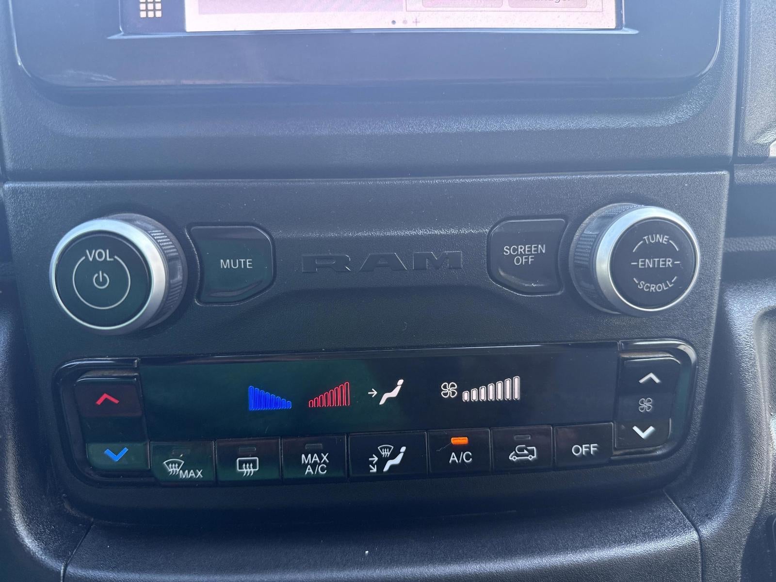 2025 RAM ProMaster Cargo Van SLT