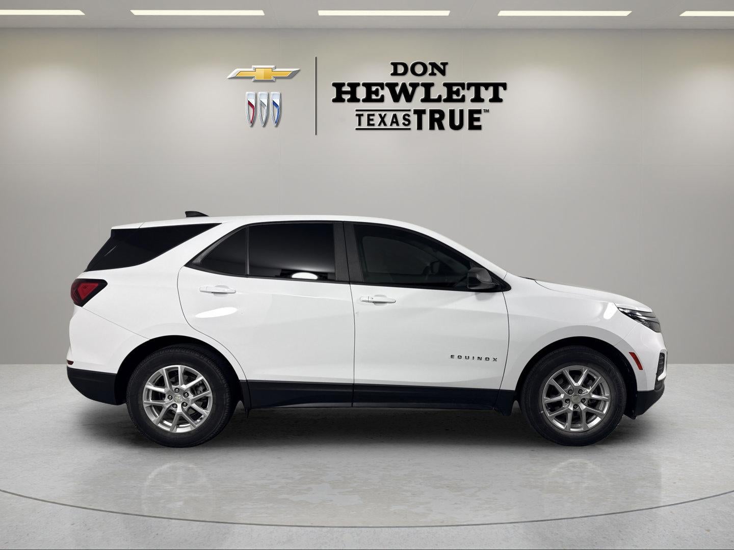 2022 Chevrolet Equinox LS