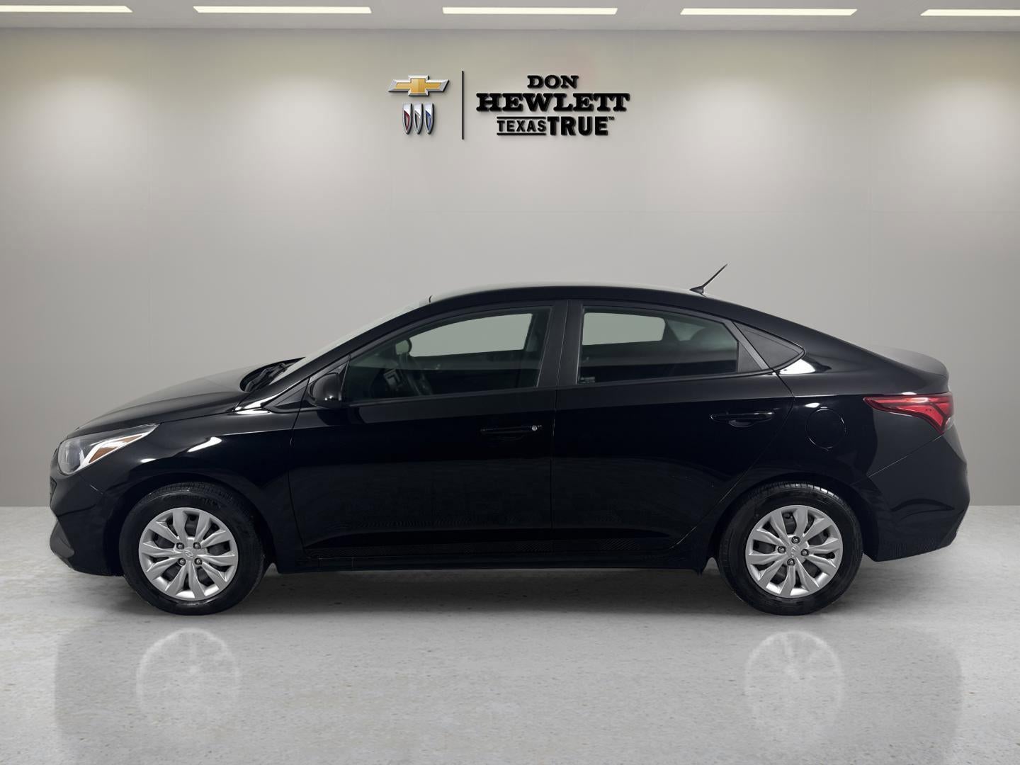 2022 Hyundai Accent SE