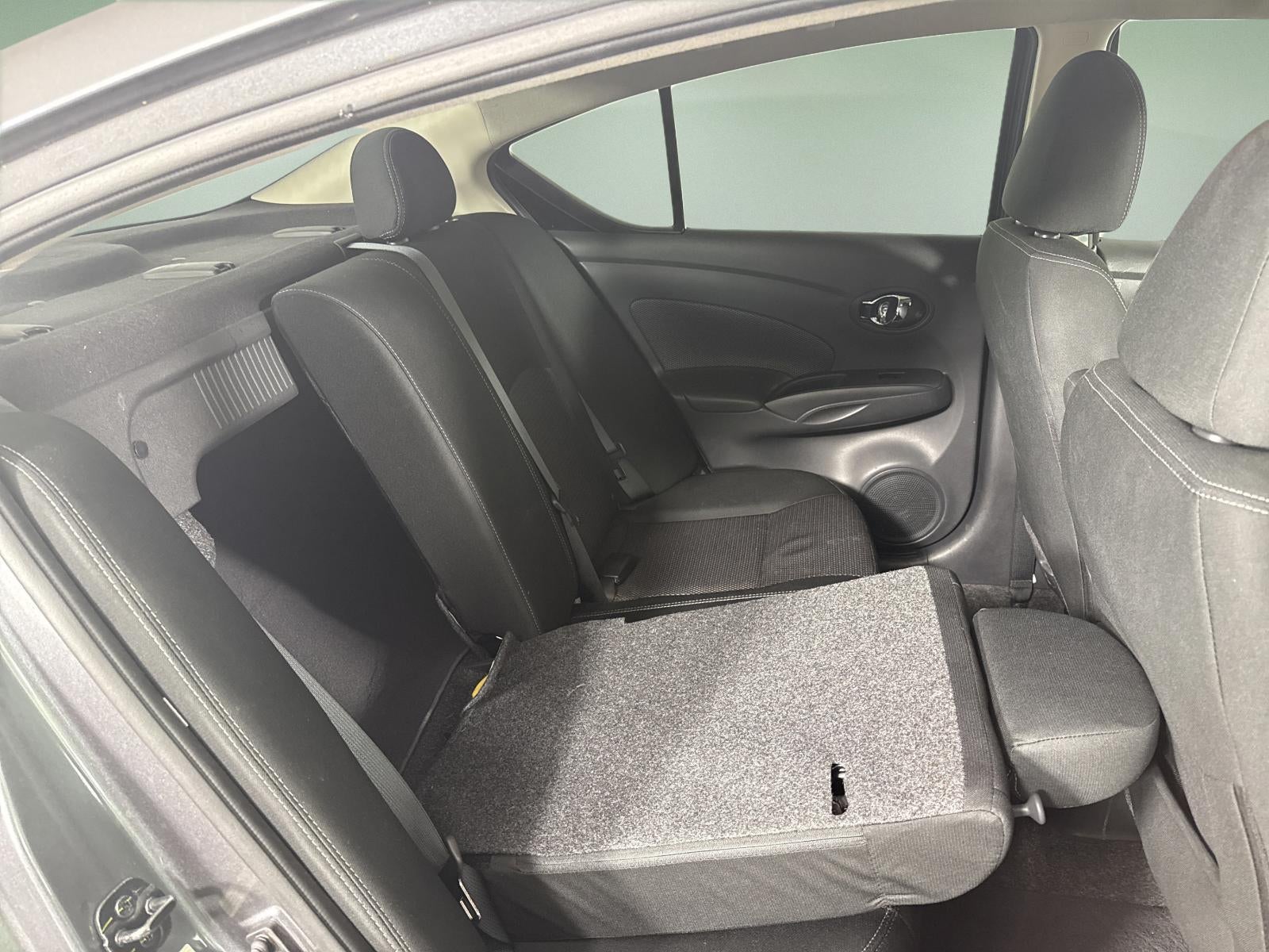 2019 Nissan Versa 1.6 SV