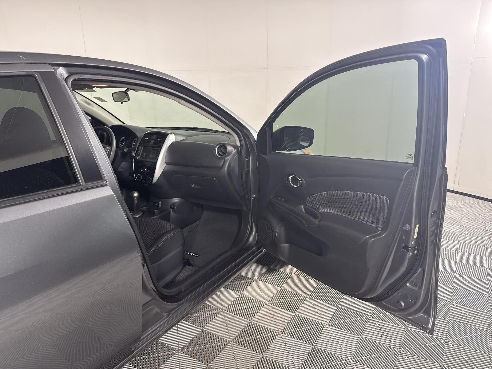 2019 Nissan Versa 1.6 SV