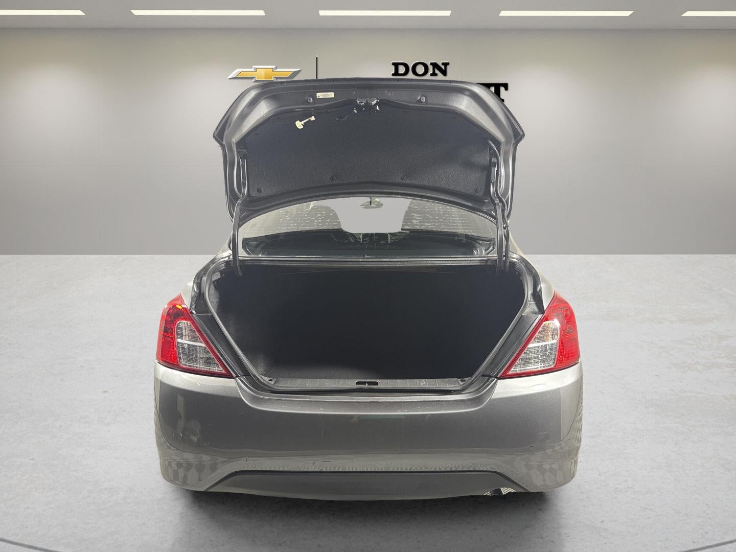 2019 Nissan Versa 1.6 SV