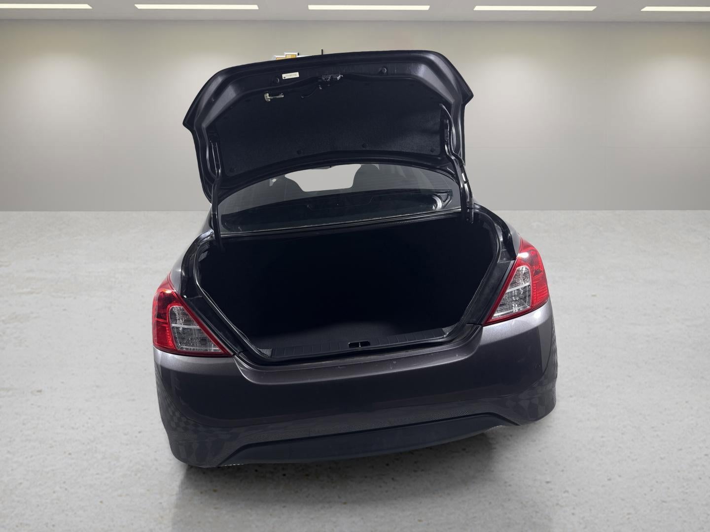 2015 Nissan Versa S Plus