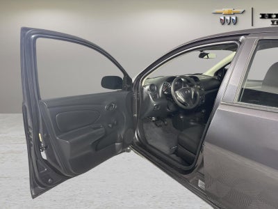 2015 Nissan Versa S Plus