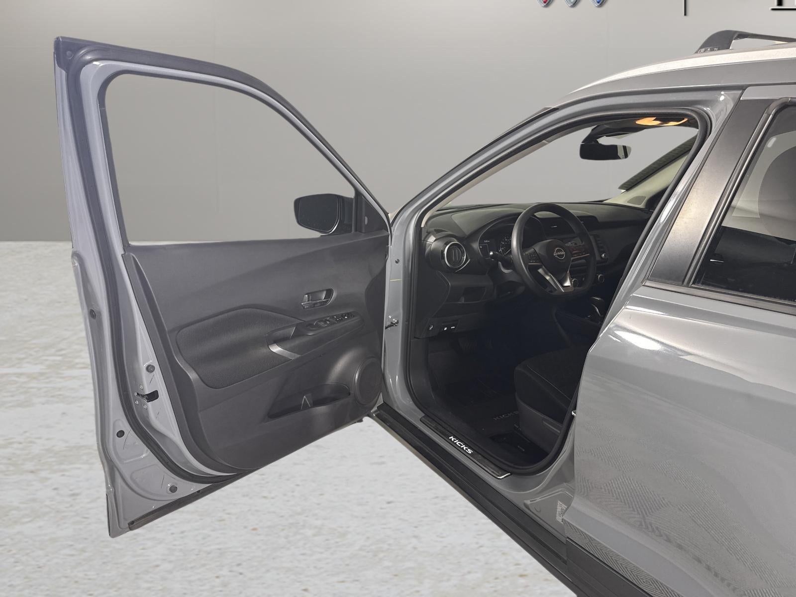 2024 Nissan Kicks SV Xtronic CVT
