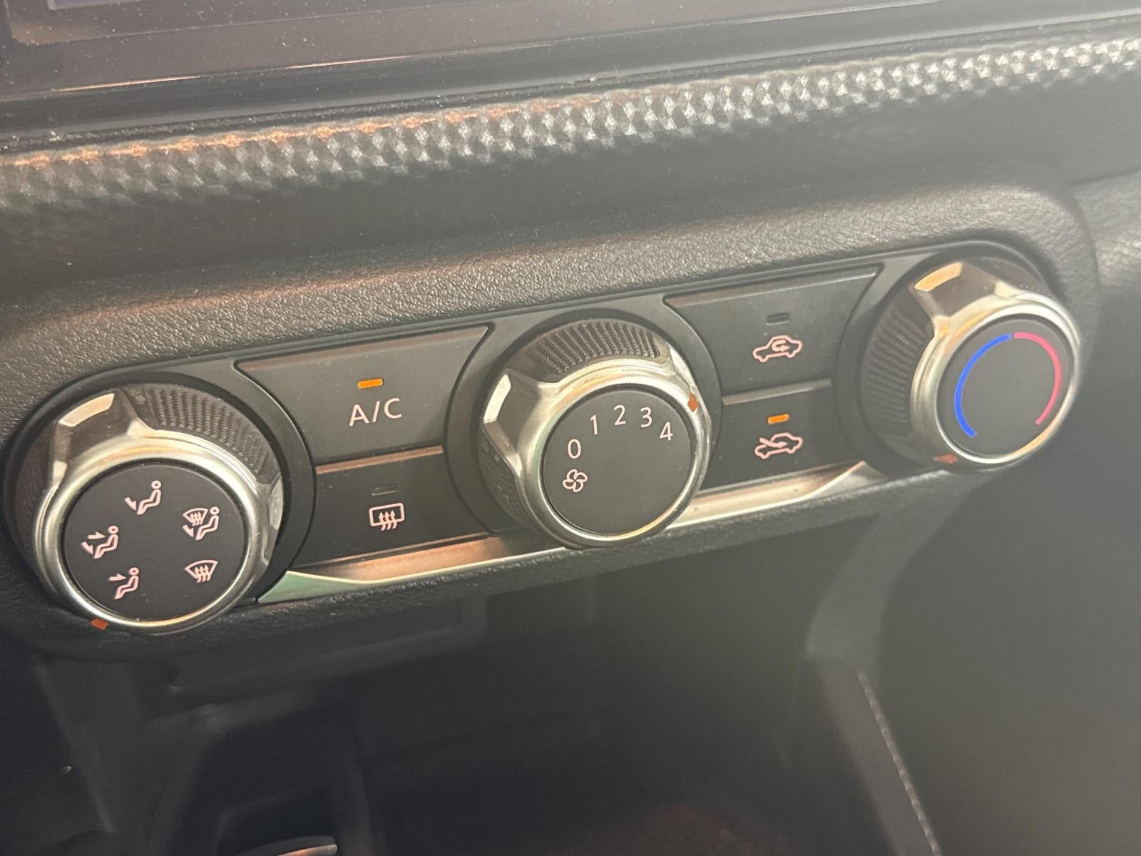 2024 Nissan Kicks SV Xtronic CVT