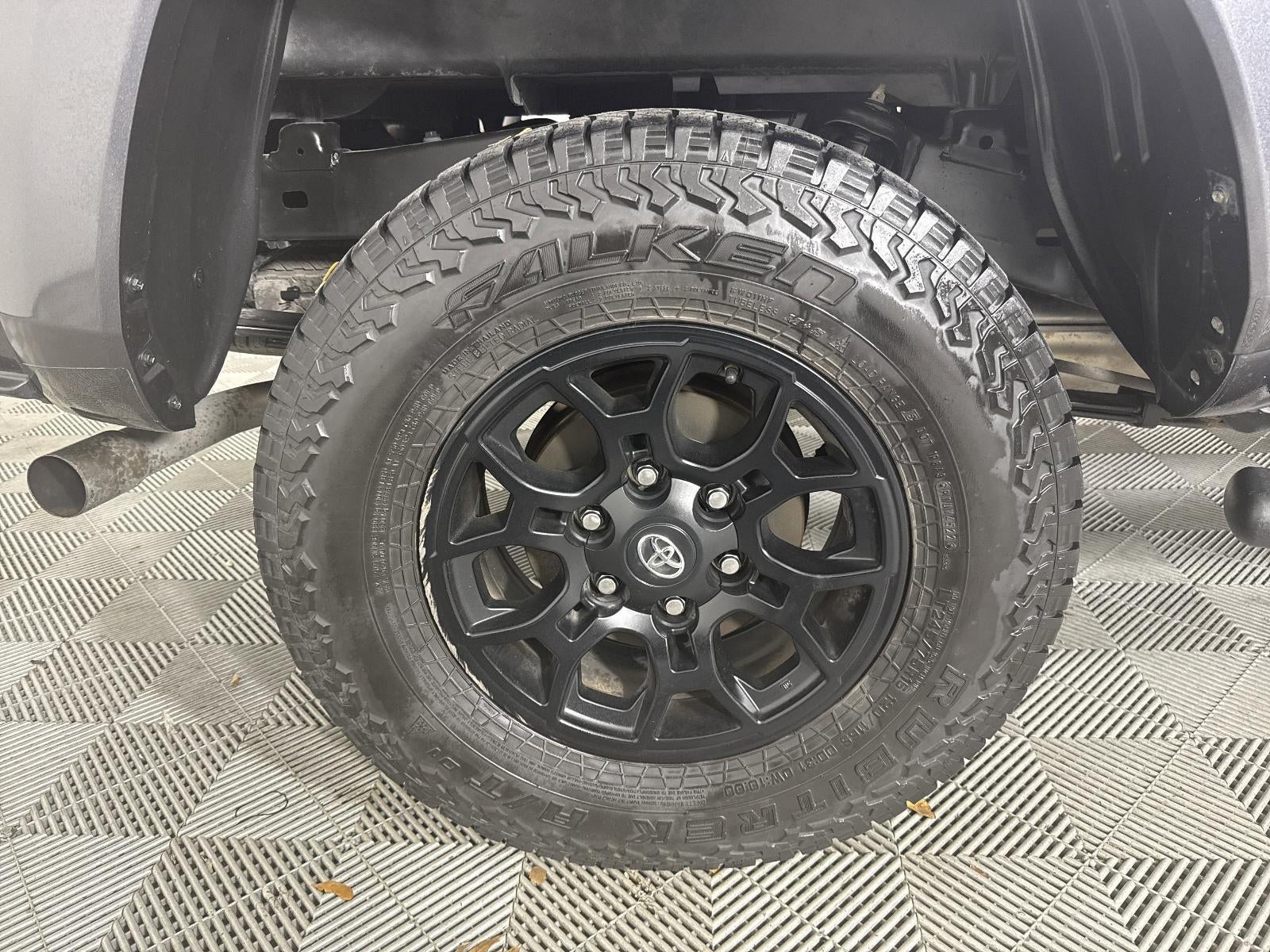 2020 Toyota Tacoma 4WD SR5