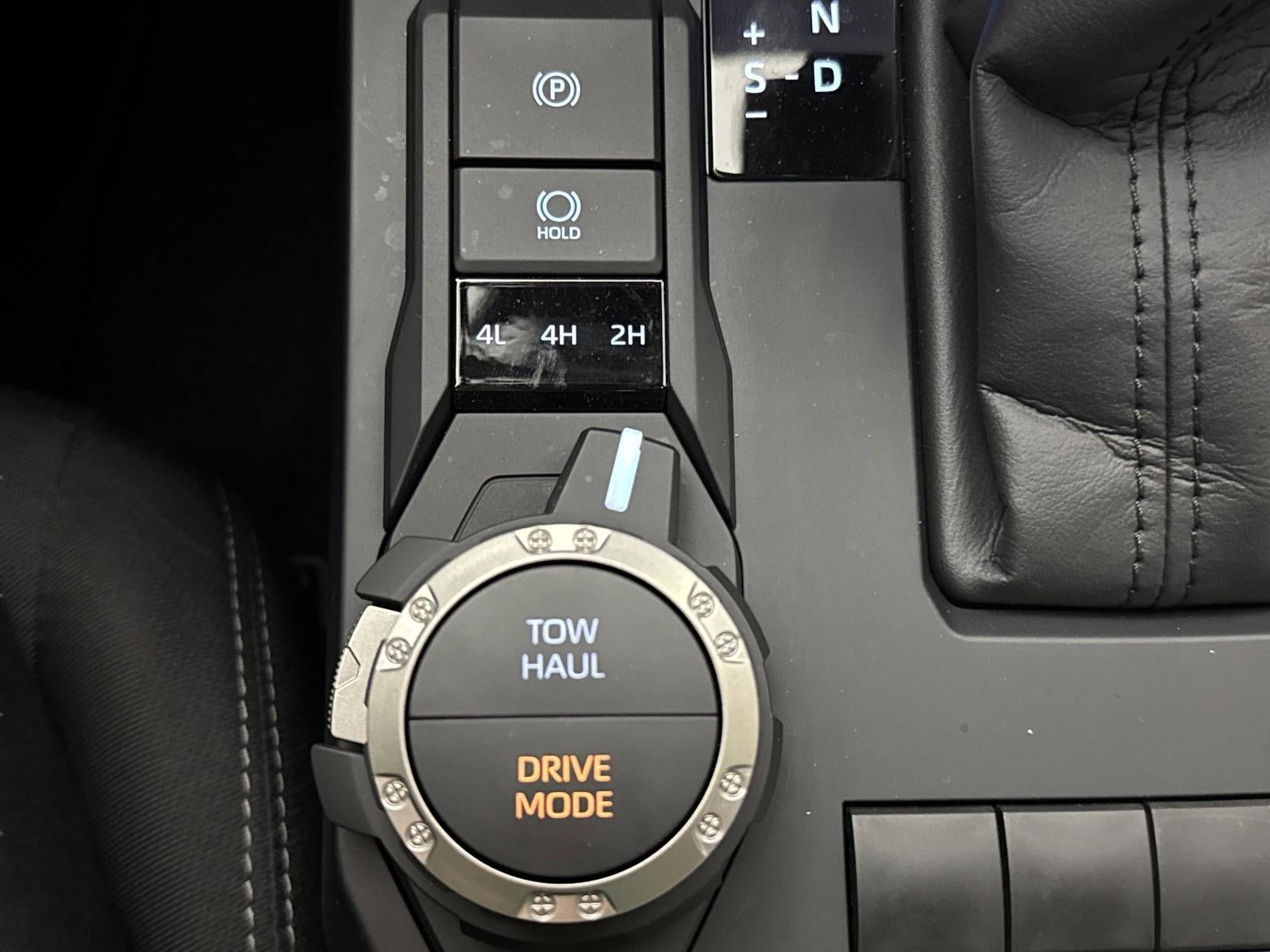 2026 Toyota Tacoma 4WD SR5