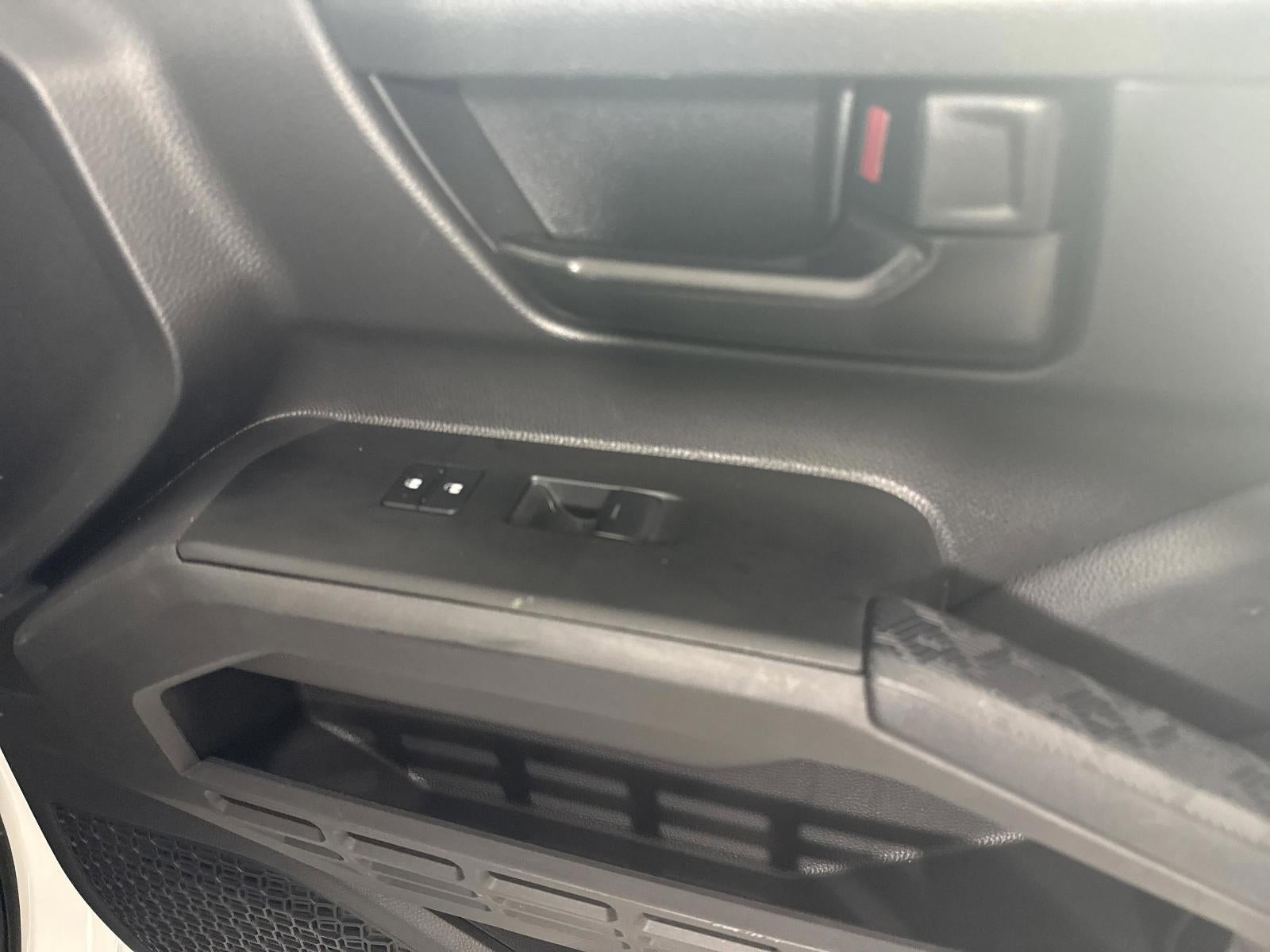 2024 Toyota Tacoma 4WD SR5