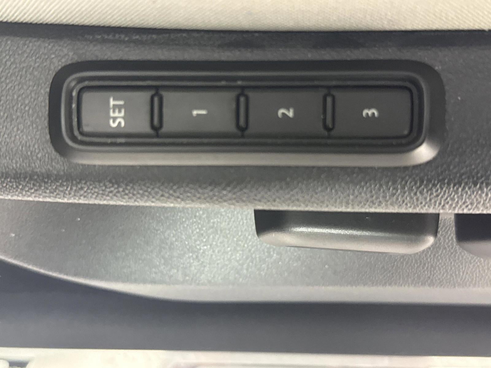 2021 Volkswagen Tiguan 2.0T SEL Premium R-Line