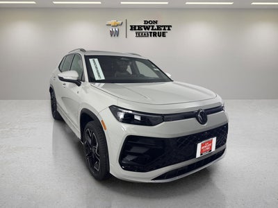 2025 Volkswagen Tiguan SEL R-Line