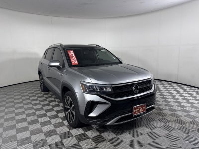 2022 Volkswagen Taos SE