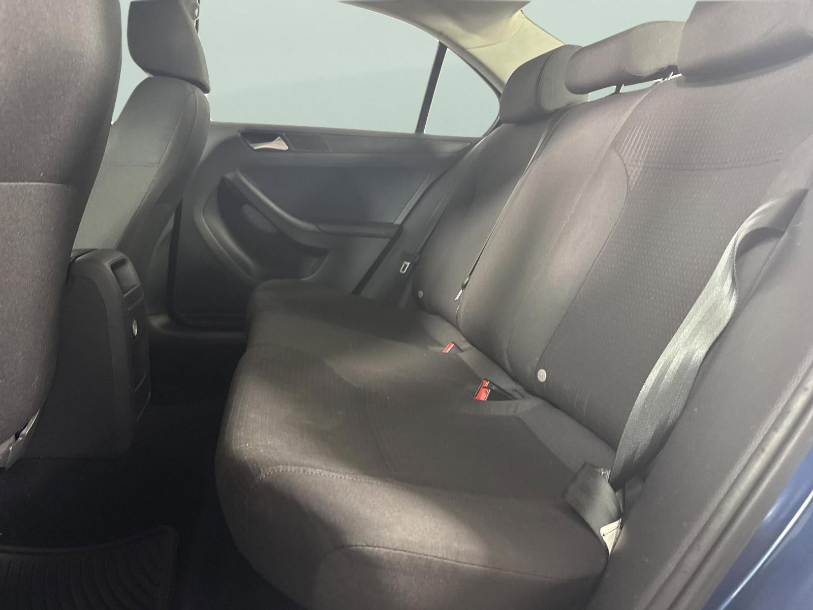 2015 Volkswagen Jetta 2.0L S