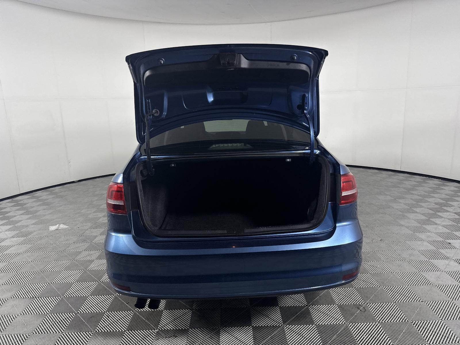 2015 Volkswagen Jetta 2.0L S