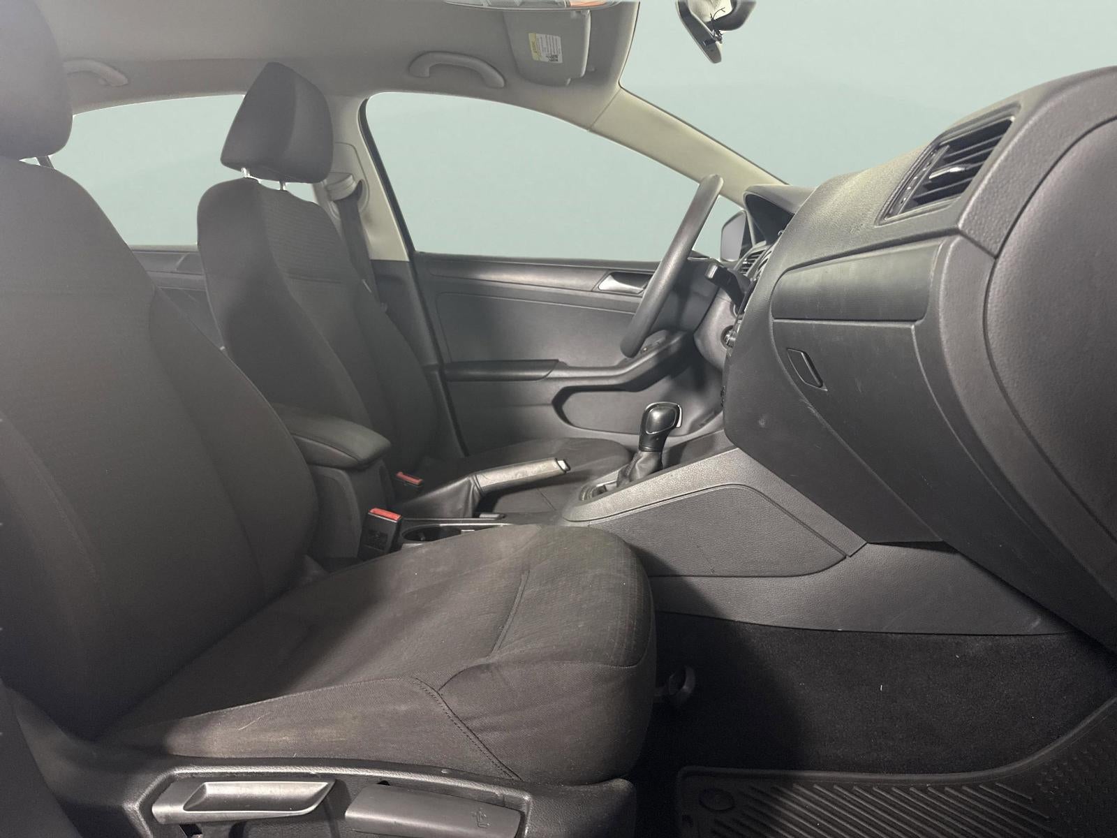 2015 Volkswagen Jetta 2.0L S