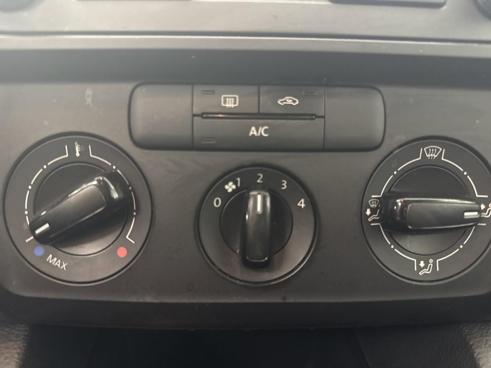 2015 Volkswagen Jetta 2.0L S