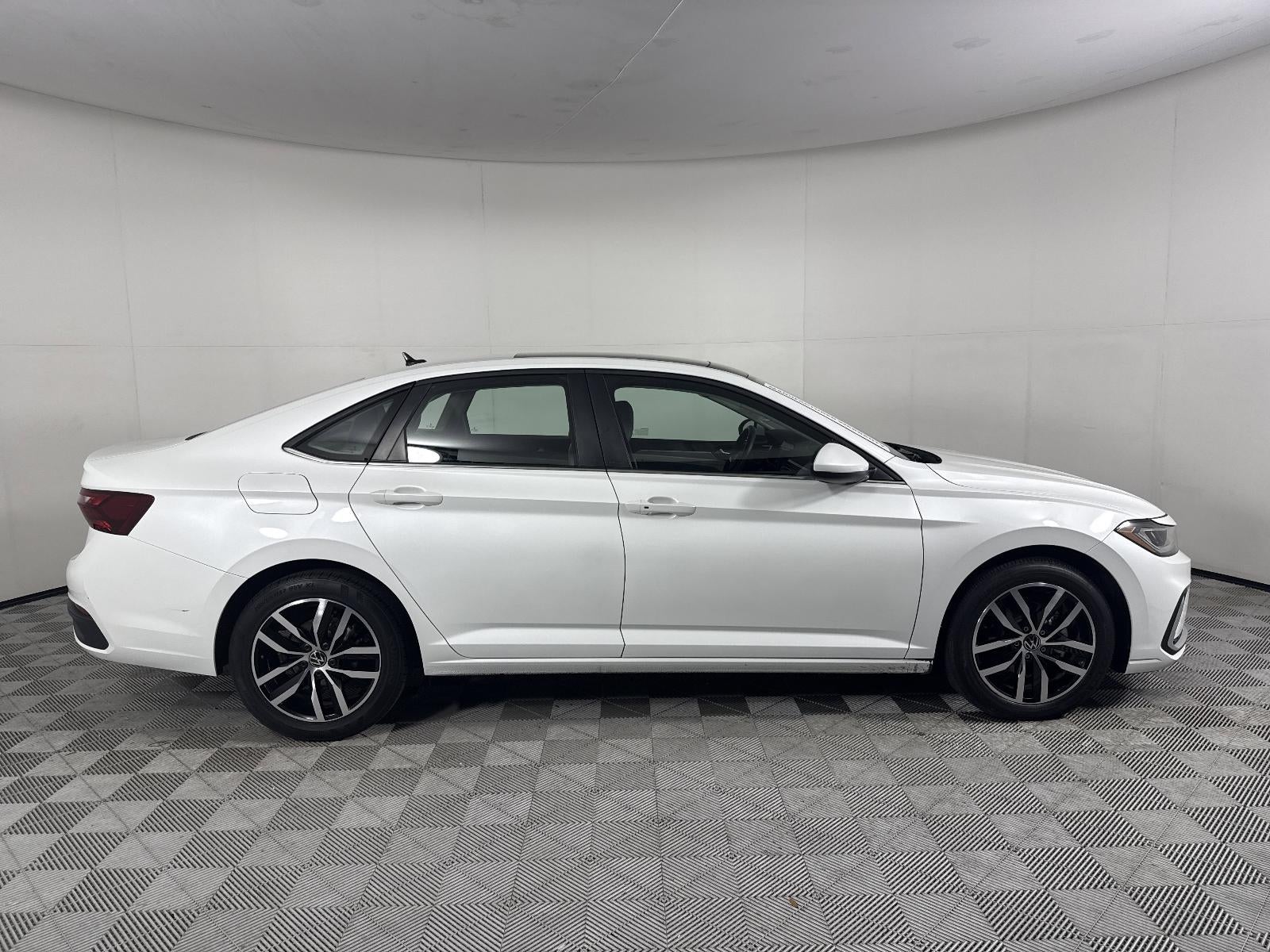 2025 Volkswagen Jetta SE