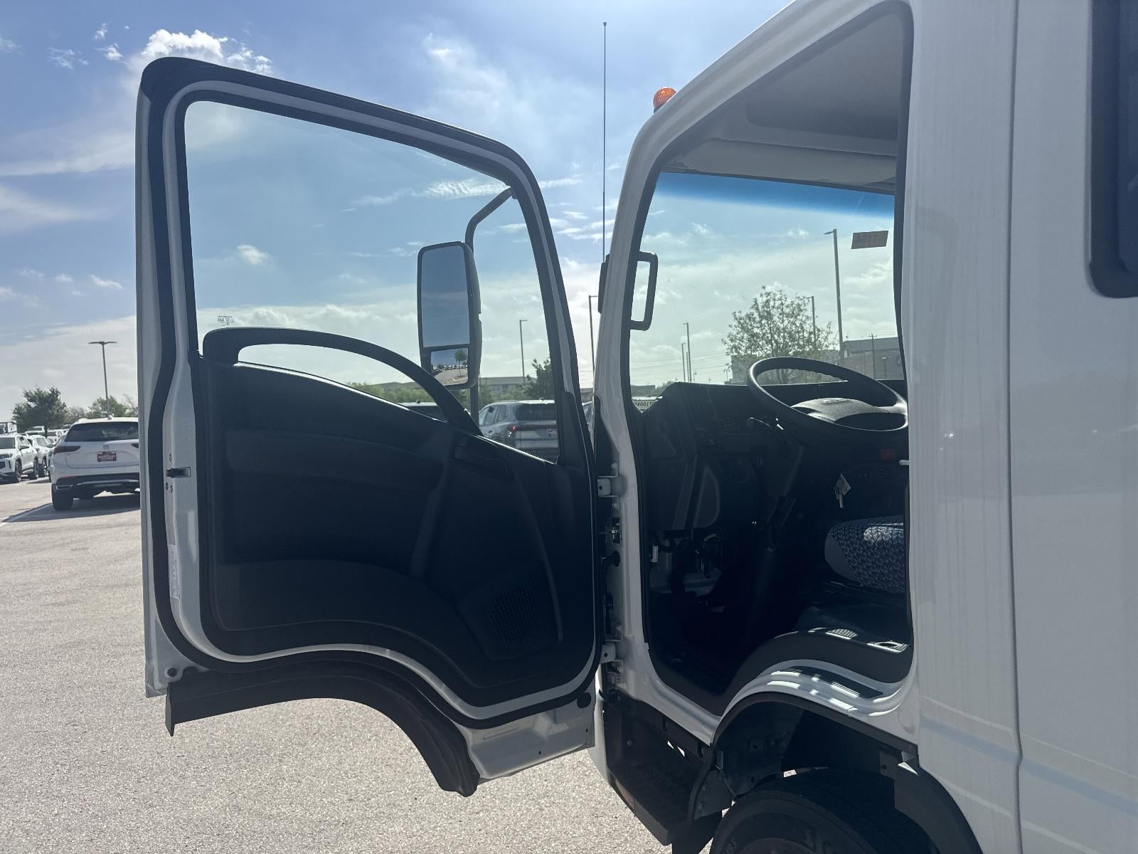 2026 Chevrolet Low Cab Forward 4500 HG NA