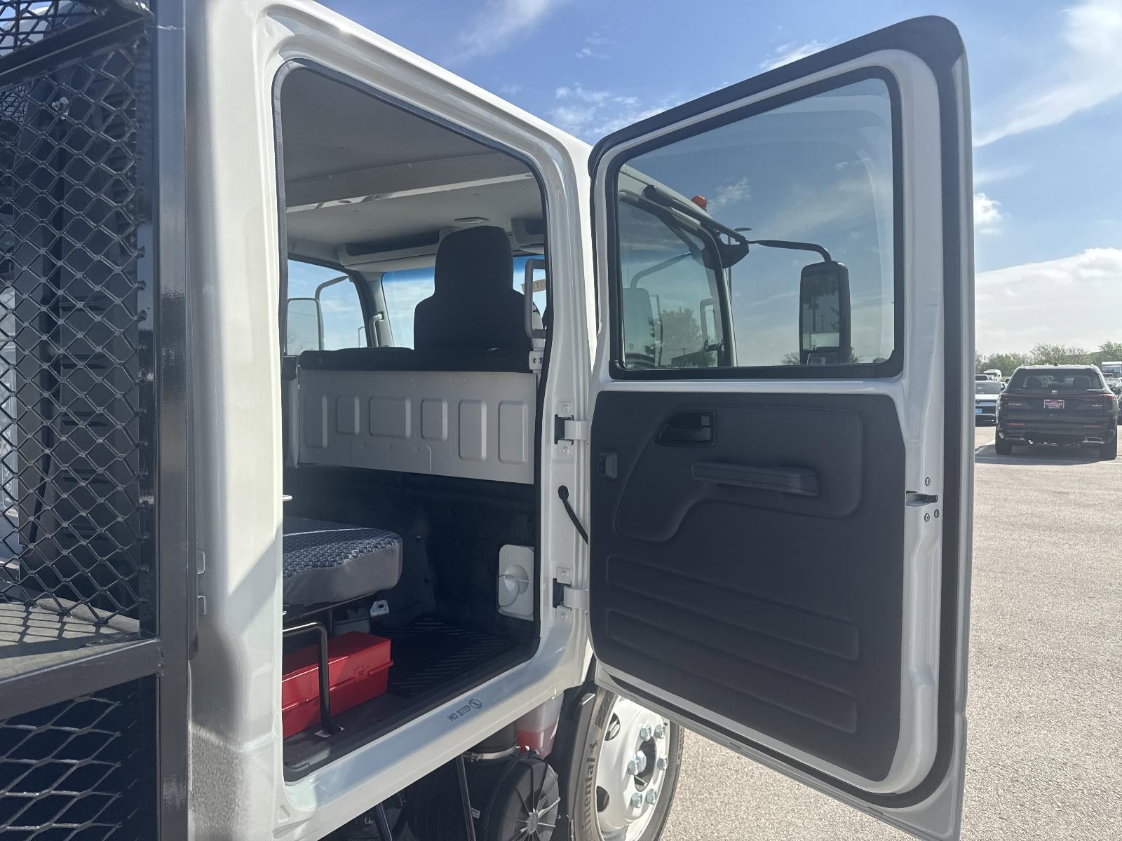 2026 Chevrolet Low Cab Forward 4500 HG NA