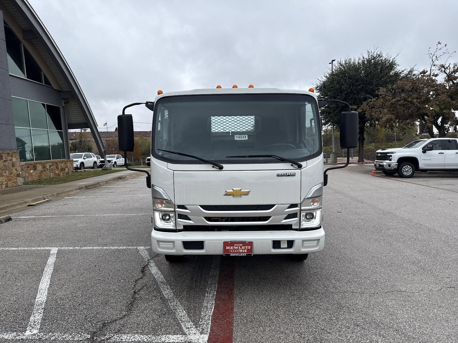 2025 Chevrolet Low Cab Forward 5500 XG NA