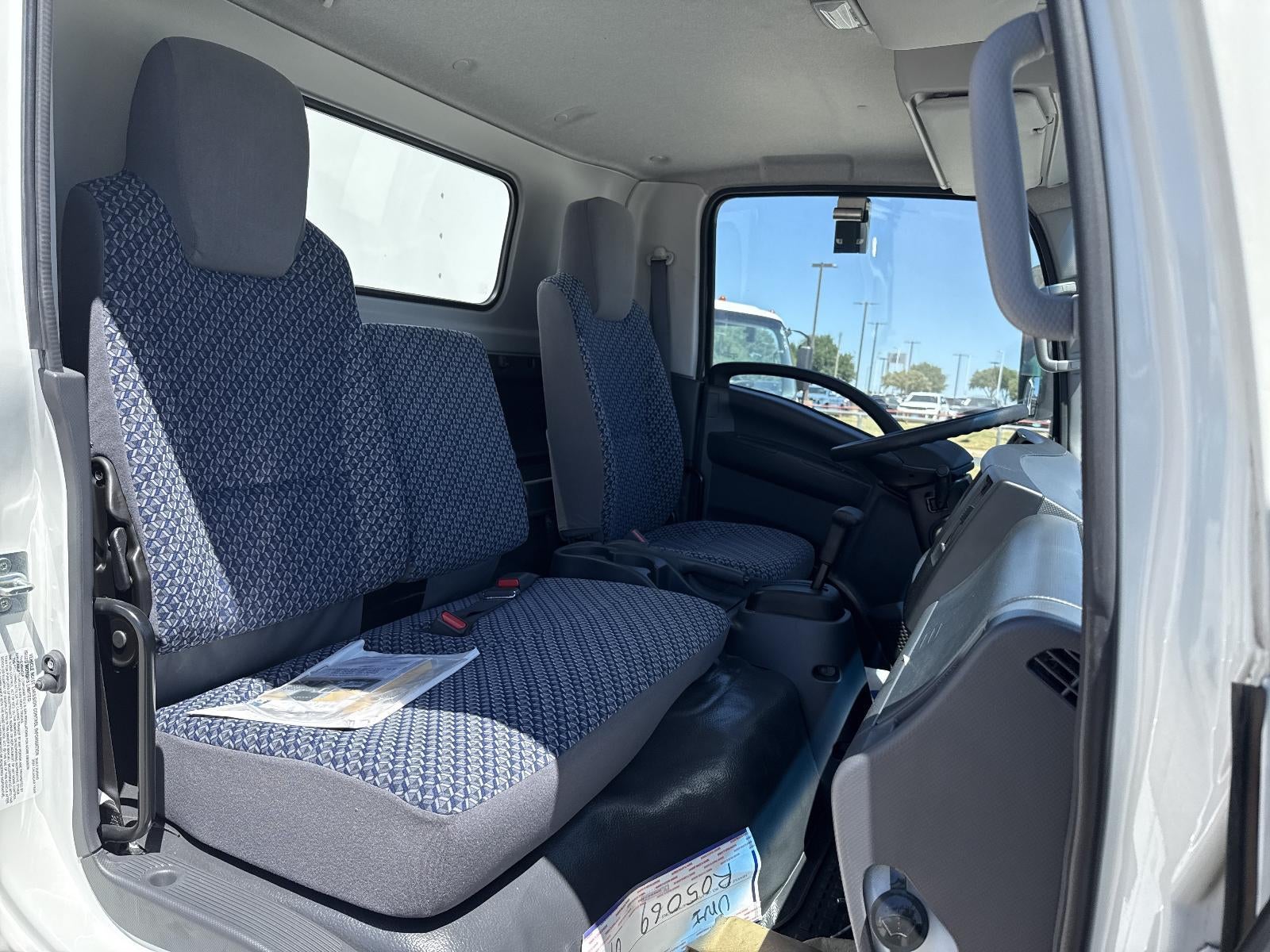 2025 Chevrolet Low Cab Forward 5500 XG 1WT