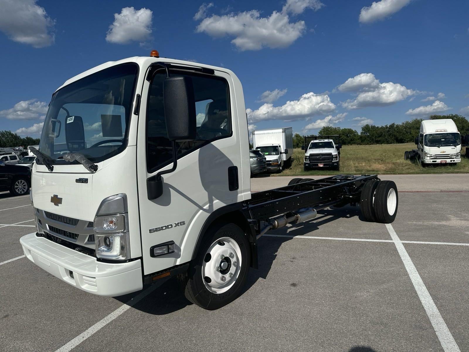 2025 Chevrolet Low Cab Forward 5500 XG NA