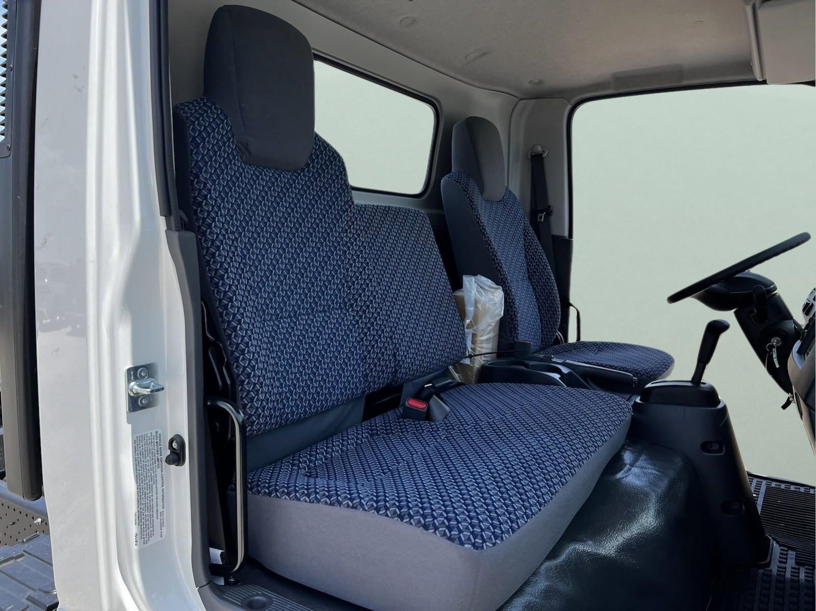 2025 Chevrolet Low Cab Forward 5500 XG NA