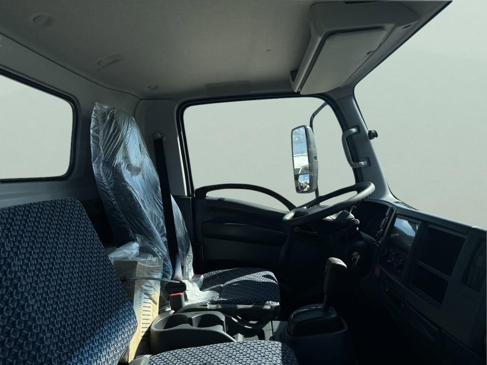 2025 Chevrolet Low Cab Forward 5500 XG NA