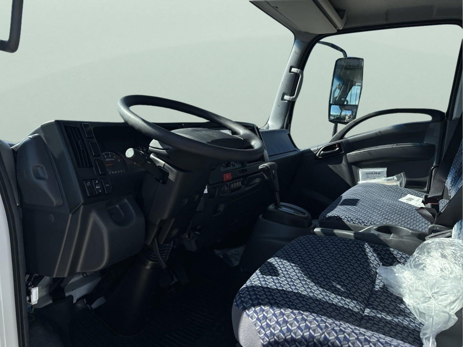 2025 Chevrolet Low Cab Forward 5500 XG NA