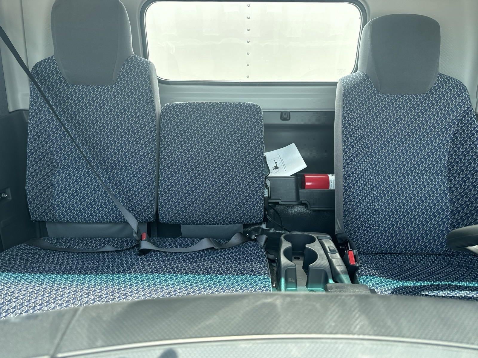 2025 Chevrolet Low Cab Forward 5500 XG NA