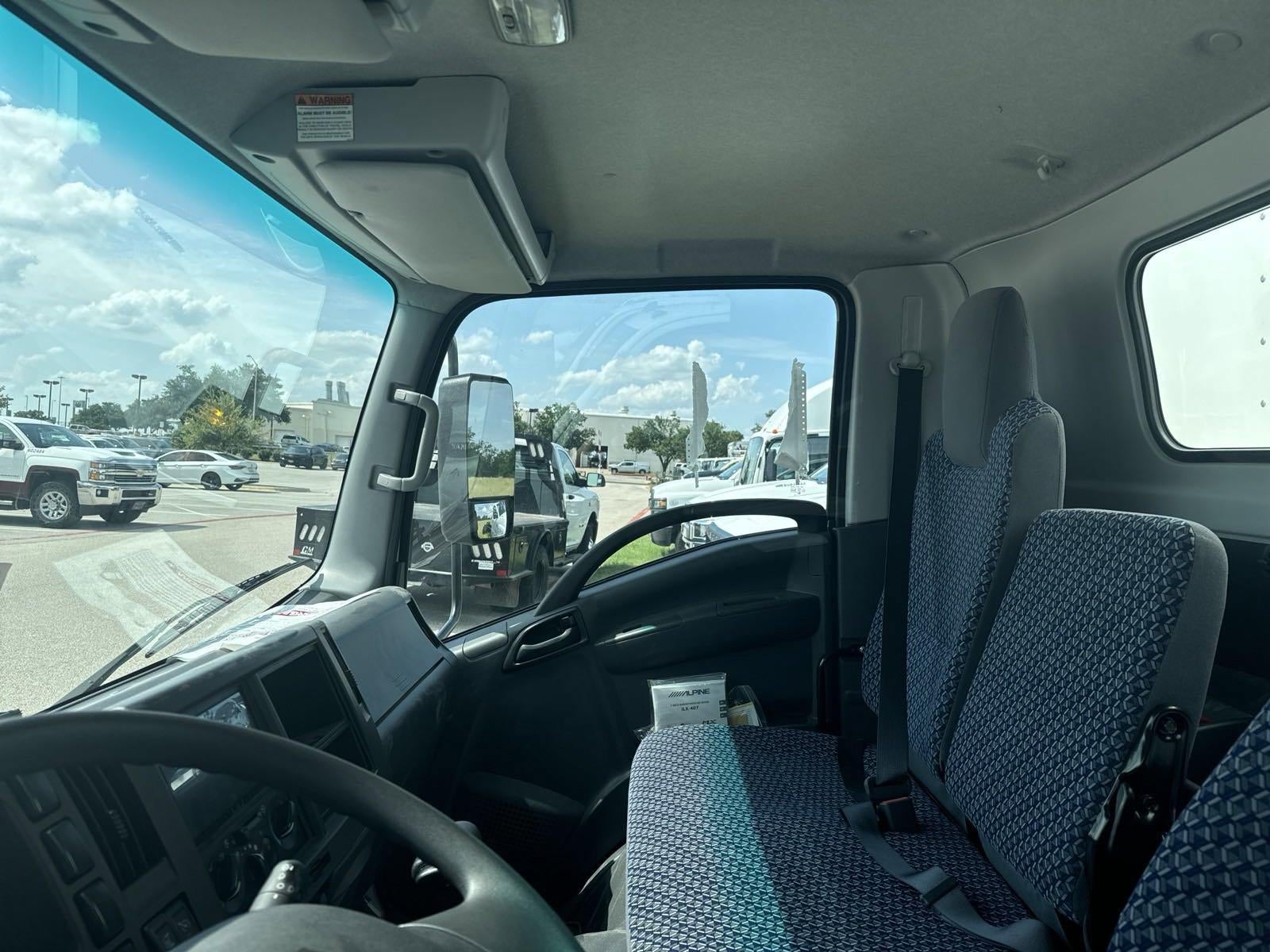 2025 Chevrolet Low Cab Forward 5500 XG NA