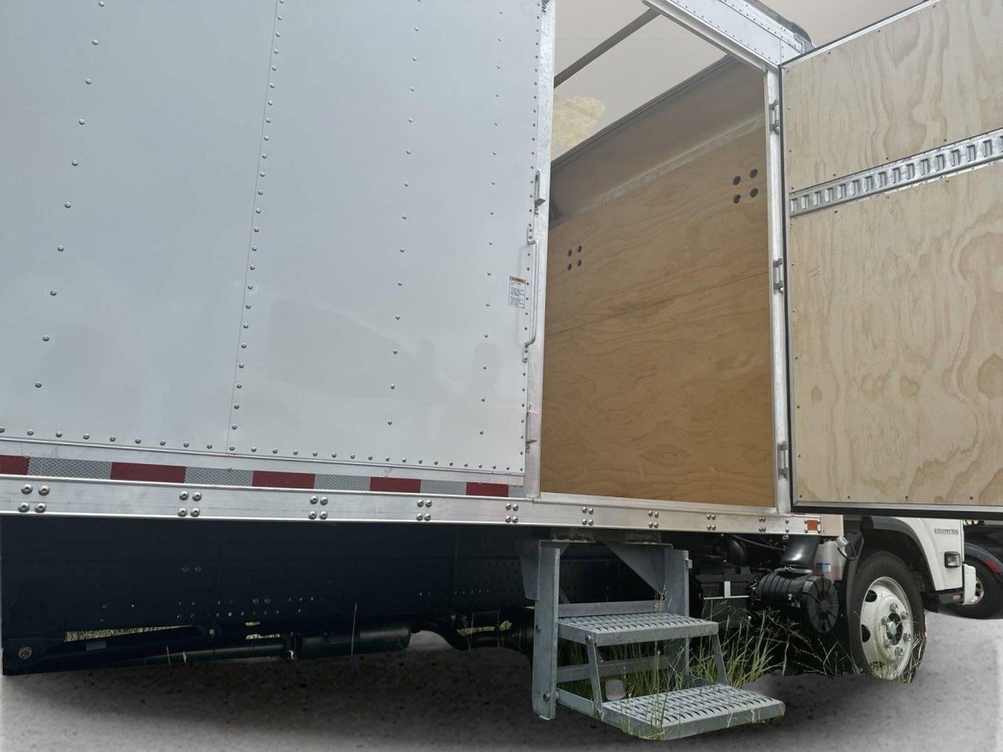 2025 Chevrolet Low Cab Forward 5500 XG NA