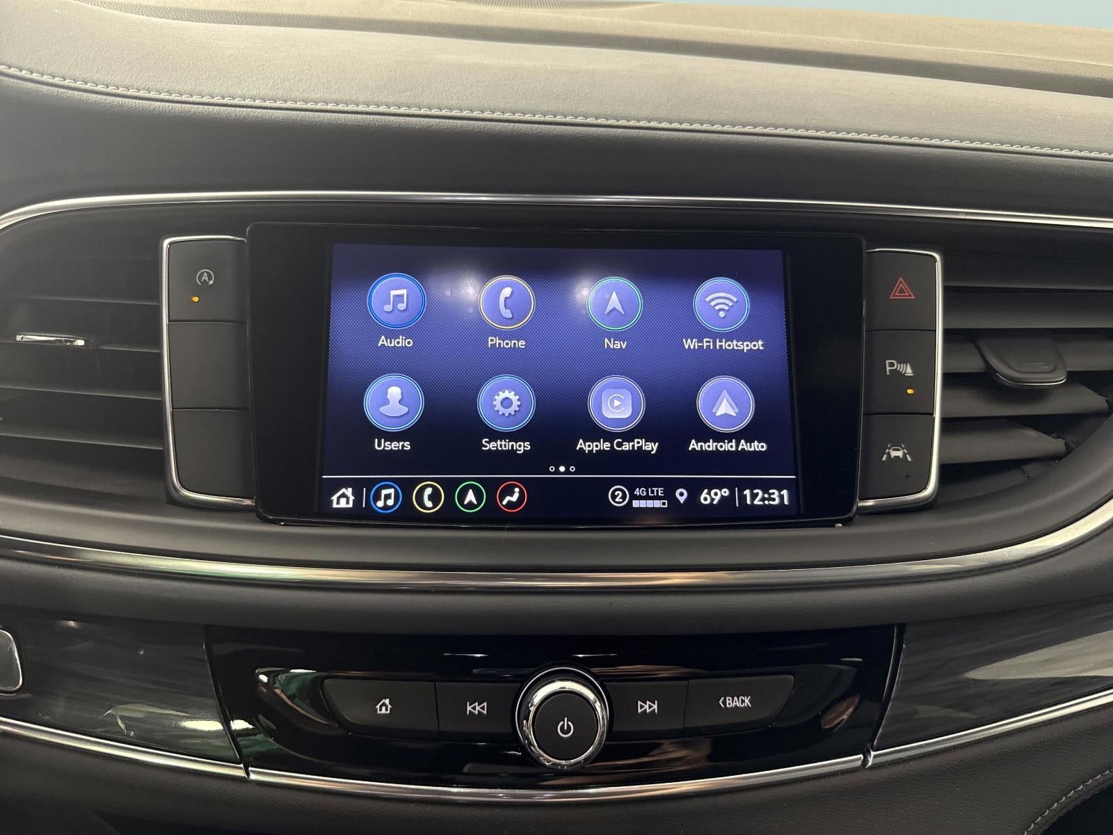2023 Buick Enclave Essence