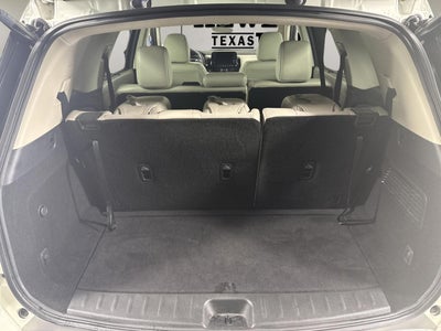 2024 Nissan Pathfinder SL FWD