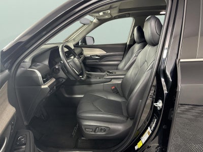 2026 Toyota Grand Highlander LE