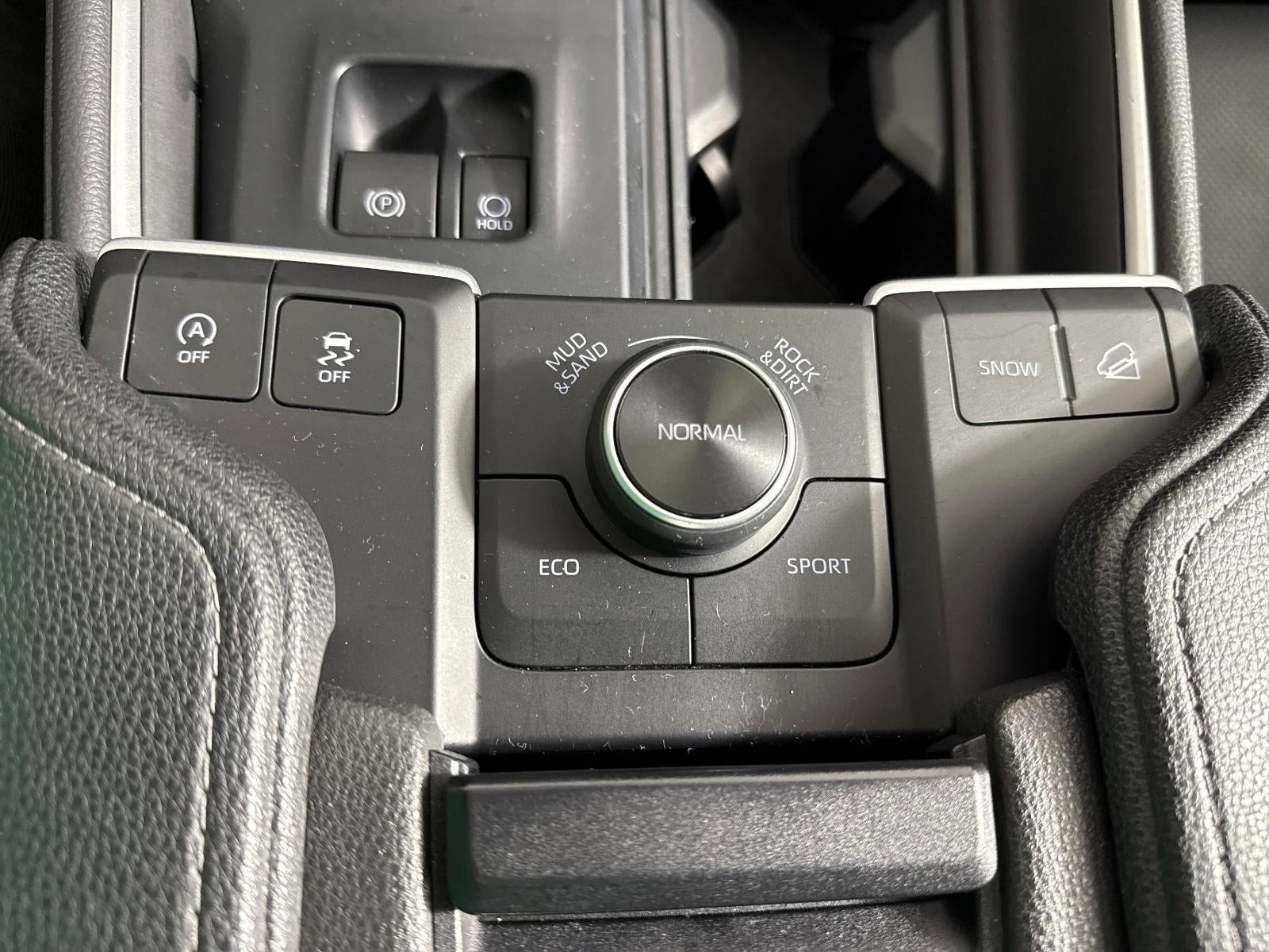 2026 Toyota Grand Highlander LE